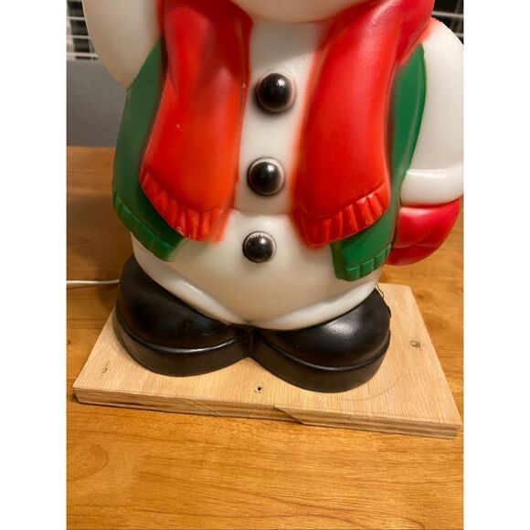 Vintage Frosty The Snowman Blow Mold Lighted 18" Made in USA Table Top - Picture 4 of 7